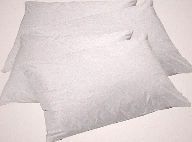 4-Pack Vinyl Pillow Protectors - Queen Size Zippered Pillow Covers - 100% Waterp