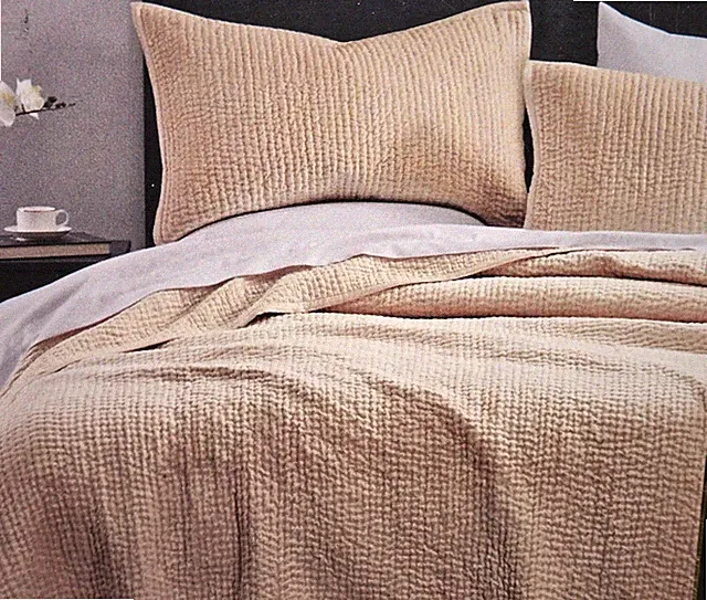 Donna Karan Home Queen / Full Quilt Hand-stitched Velvet NEW Gold Luxury Lghtwt
