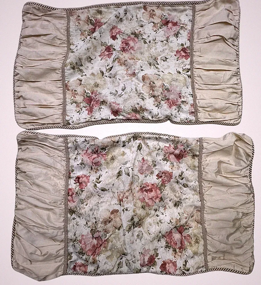 JCPenney Home Collection Floral Ruffled Pillow Shams Bedding Cream Set of 2