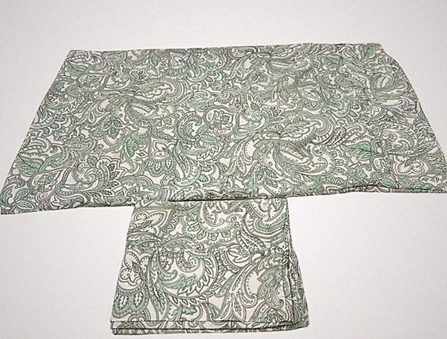 London Fog Floral Paisley Standard Two Pillowcases Green White Classic